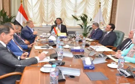 وزير التموين يبحث مع رئيس اتحاد المستثمرين فرص التعاون المشترك