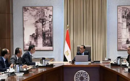 رئيس الوزراء يجدد التأكيد على أهمية ضبط حركة الأسواق وأسعار السلع