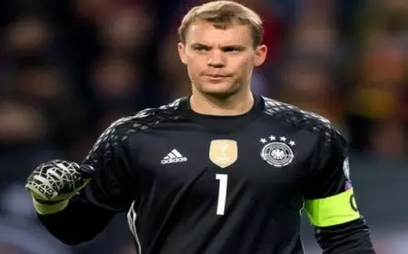 الحارس الألماني مانويل نوير يعلن اعتزاله اللعب الدولي