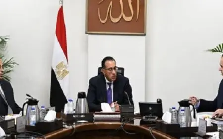 رئيس الوزراء يعقد اجتماعًا لمُراجعة الأجندة التشريعية ومشروعات القوانين التي ستقدم للبرلمان