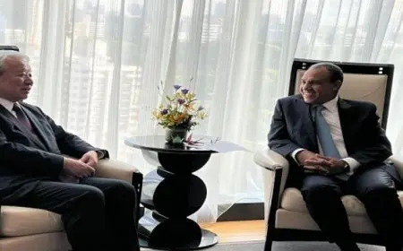 بال .. وزير الخارجية يلتقي برئيس وكالة اليابان للتعاون الدولي “الجايكا”