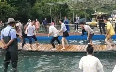 اتساع شعبية لعبة الجسر المتأرجح فى الصين