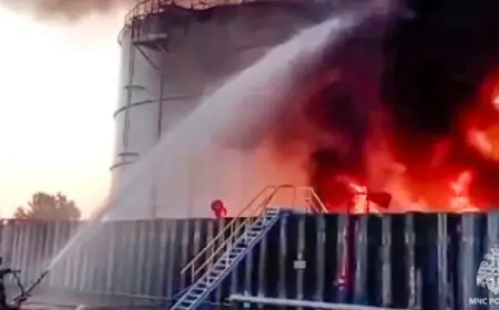 روسيا تقصف مطارات عسكرية أوكرانية .. وكييف تستهدف مستودع نفط روستوف