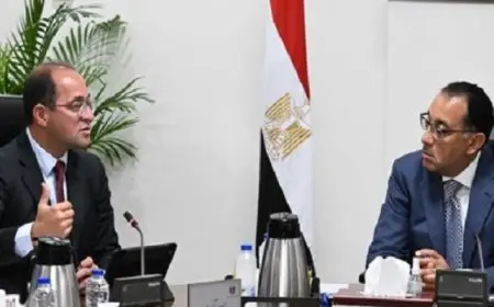 مدبولي يتابع مع المالية جهود خفض الدين العام واستدامة مساره النزولي كنسبة من الناتج المحلي الإجمالي