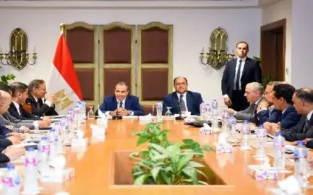 وزير الخارجية يلتقى مع رؤساء الهيئات الإعلامية ورؤساء تحرير ومجالس إدارات الصحف