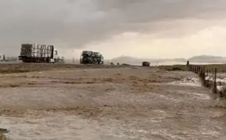 منطقة مكة المكرمة تشهد أمطارا غزيرة وسيول