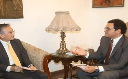 وزير الثقافة يبحث مع سفير اليابان في القاهرة تكثيف التعاون في المجالات الثقافية