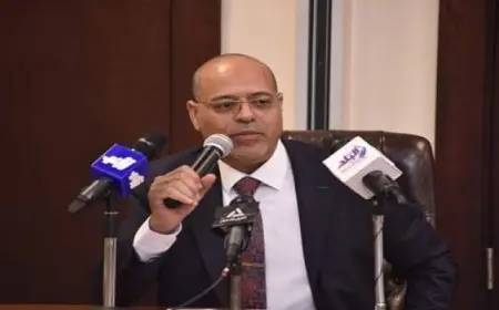 وزير العمل يعلن عودة العمل بكامل طاقته داخل شركتي “مفكو حلوان” و”إنترمت للمقاولات”