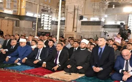 وزير الأوقاف يشارك محافظة الشرقية احتفالها بعيدها القومي