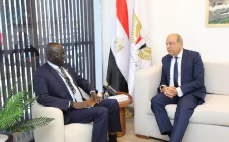وزير الطيران المدني يبحث أوجه التعاون المشترك مع وزير النقل بجنوب السودان