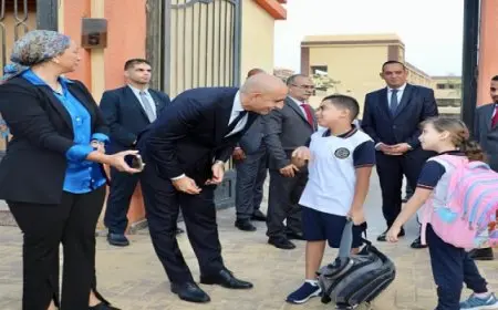 بال .. ووزير التعليم يقوم بجولة تفقدية لمدرسة النيل بالشيخ زايد