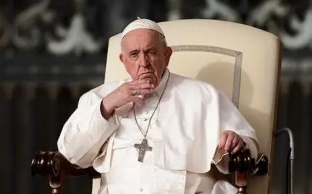 بابا الفاتيكان يصل إلى تيمور الشرقية في زيارة تستمر 3 أيام