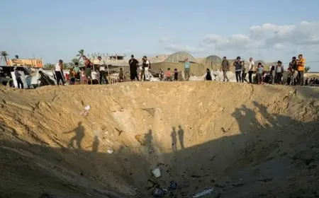 مجزرة إسرائيلية جديدة تستهدف خيام النازحين في مواصي خان يونس توقع 40 شهيدًا وعشرات الضحايا