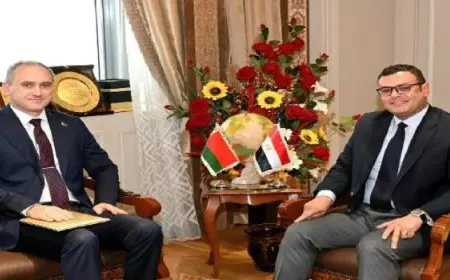 وزير الإسكان يستقبل سفير بيلاروسيا بالقاهرة للتهنئة بتوليه حقيبة الإسكان.. وبحث مجالات التعاون بين البلدين