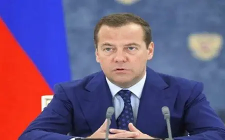 ميدفيديف: روسيا يمكنها تحويل كييف إلى “كتلة منصهرة”