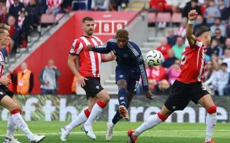 مانشستر يونايتد يقهر ساوثهامبتون بثلاثية نظيفة في الدوري الإنجليزي