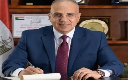 وزير الري يؤكد أهمية تعظيم الاستفادة من إمكانيات الشركة القابضة للري والصرف