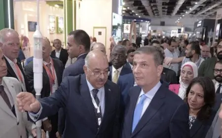 وزير الزراعة يؤكد اهتمام الدولة بتوطين التكنولوجيا الحديثة وصناعة الآلات والمعدات الزراعية