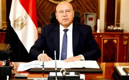 وزير الصناعة يبحث مع سفير كوريا الجنوبية سبل تعزيز التعاون بين البلدين بمجالي الصناعة والنقل