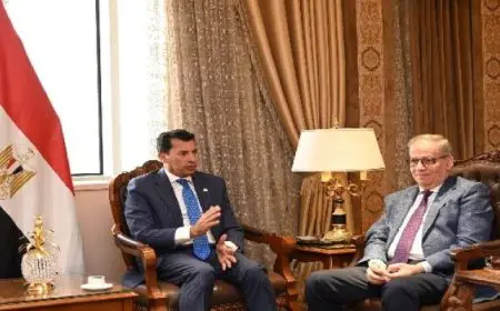 وزير الرياضة يتابع آخر تطورات المعمل المصرى لمكافحة المنشطات