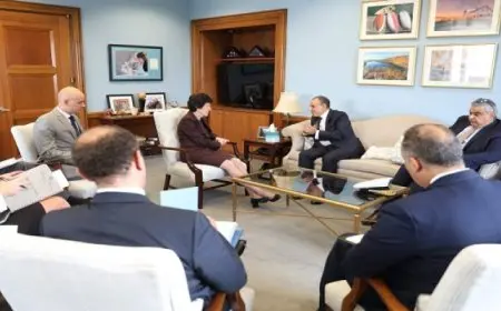 وزير الخارجية يستهل زيارته لواشنطن بلقاءات مكثفة مع أعضاء الكونجرس