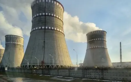 أوكرانيا تحذر من مخطط روسي لضرب منشآت نووية