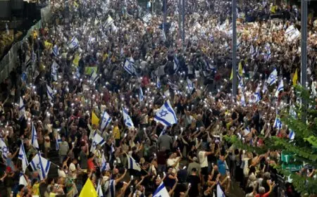 الآلاف الإسرائيليين يتظاهرون في تل أبيب للضغط للتوصل لاتفاق للإفراج عن الرهائن
