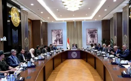 مدبولي يتابع مستجدات تنفيذ المرحلة الأولى من مشروع تنمية “رأس الحكمة”