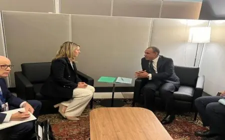 خلال لقاء مع نظيرته الكندية.. عبد العاطي: إلغاء التأشيرات المسبقة المُطبّقة على المواطنين الكنديين للسفر إلى مصر قريبا