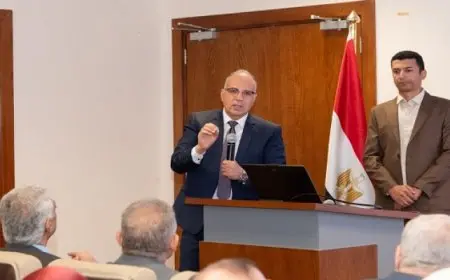 وزير الرى يشارك فى أحد ورش العمل الخاصة بالتحول الرقمي فى الوزاره