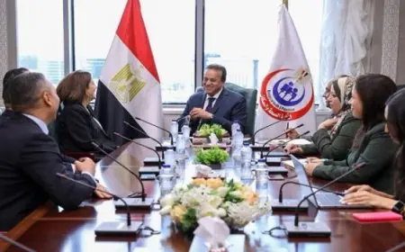 خالد عبدالغفار يبحث مع شركة “نوفارتس” تعزيز التعاون في ملف تطوير الصناعات الدوائية