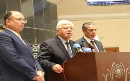 وزير التعليم العالي يجتمع بمجلس جامعة حلوان للاطمئنان على انتظام سير العملية التعليمية بالجامعة