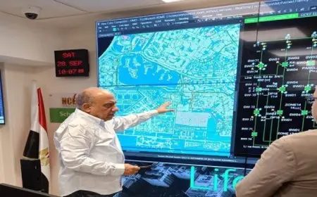 وزير الكهرباء يتفقد شركة شمال القاهرة لتوزيع الكهرباء “فرع القاهرة الجديدة”