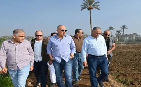 وزير الموارد المائية والري يتفقد حالة ترعة المنية بالجيزة