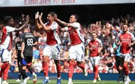 أرسنال يفوز فوزا مثيرا على ليستر سيتي 4-2 في الدوري الإنجليزي