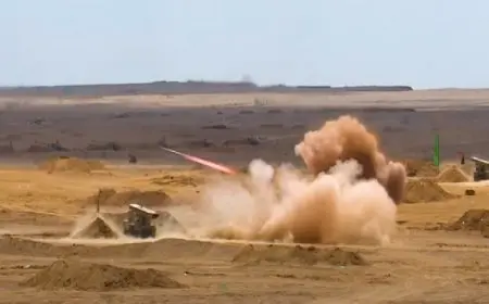 وزير الدفاع يشهد المرحلة الرئيسية للمشروع التكتيكي بالجيش الثالث الميداني باستخدام الذخيرة الحية‎