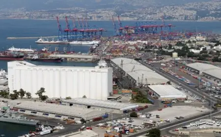 استشهاد 17 لبنانيا .. ومرفأ بيروت ينفي صحة الأخبار المتداولة عن دوي انفجار به