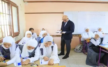 وزير التعليم ومحافظ الفيوم يتفقدان مدارس بالمحافظة لمتابعة انضباط سير العام الدراسي