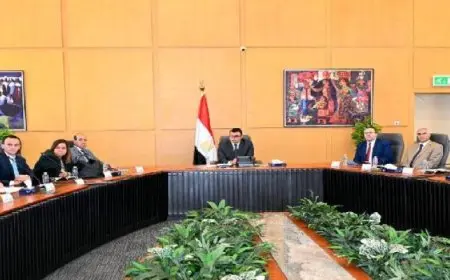وزير الإسكان يتابع موقف تنفيذ وحدات المبادرة الرئاسية “سكن لكل المصريين” بعدد من المحافظات
