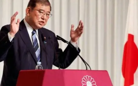رئيس الوزراء الياباني يتعهد باستعادة الثقة في السياسة العامة لبلاده وسط تحديات أمنية واقتصادية