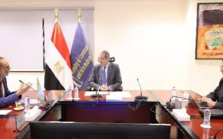 وزير الاتصالات يلتقى مبعوث الأمين العام للأمم المتحدة للتكنولوجيا لبحث تعزيز التعاون المشترك