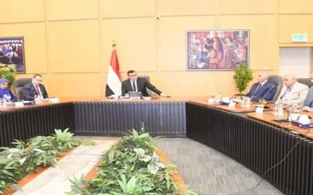 وزير الإسكان يتابع سير العمل بهيئة المجتمعات العمرانية الجديدة وأجهزة المدن الجديدة