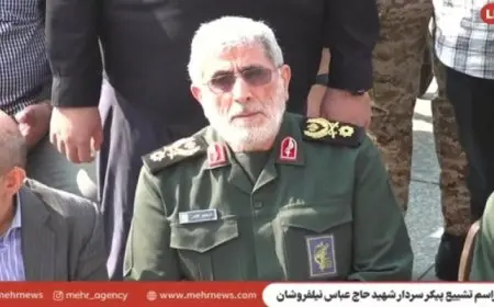 بال .. قاآني يظهر في تشييع نيلفروشان بعد أسبوعين من تضارب الأنباء حول وفاته