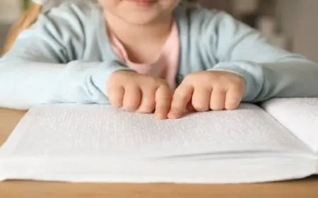 “التضامن”تستعرض جهودها المقدمة للأشخاص ذوي الإعاقة البصرية بمناسبة اليوم العالمي للمكفوفين