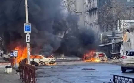 أوكرانيا: مقتل وإصابة 10 أشخاص في هجمات روسية على خيرسون