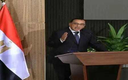 رئيس الوزراء يعزي أسر ضحايا “حادث الجلالة” ويؤكد: سيتم التحرك بشكل سريع لتقليل هذه النوعية من الحوادث