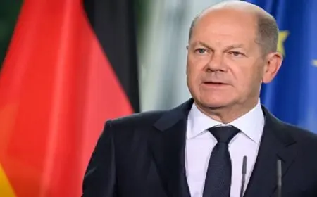 المستشار الألماني: سنساعد إسرائيل في الدفاع عن نفسها بالسلاح