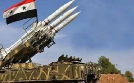 الدفاعات الجوية السورية تتصدى لهجوم إسرائيلي يستهدف اللاذقية