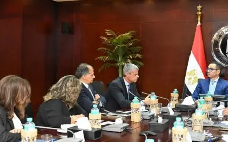 الخطيب يبحث استثمارات “الظاهرة الزراعية” الإماراتية في مصر