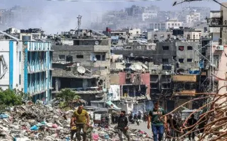 10 شهداء و30 جريحا في قصف الاحتلال لمركز إيواء في مخيم جباليا